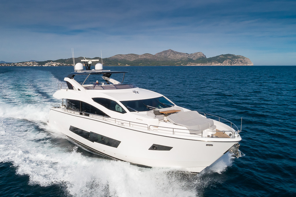 G. Westphal Sunseeker 86 YACHT "4LEON" - Sieckmann Yachts