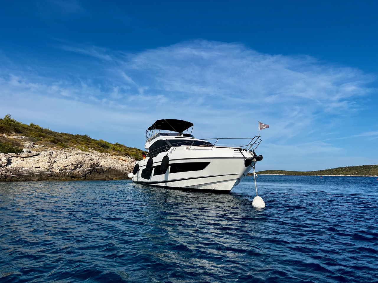 Sieckmann-Yachts-Sunseeker-74-Sport-Yacht-2 Sunseeker 74 Sport Yacht - Sieckmann Yachts