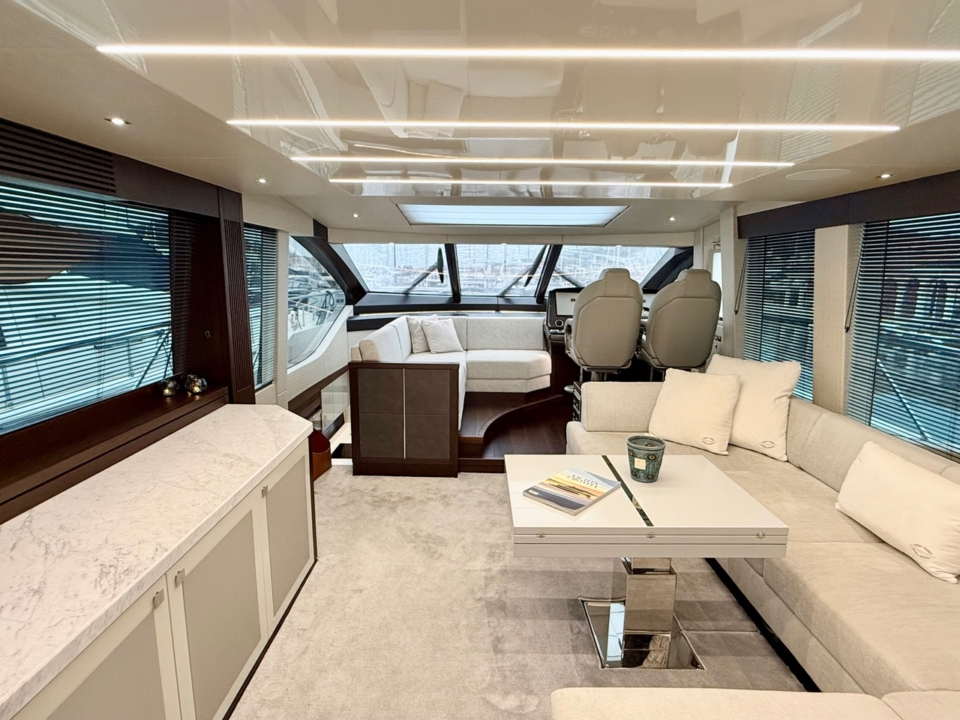 Sunseeker 74 Sport Yacht - Sieckmann Yachts