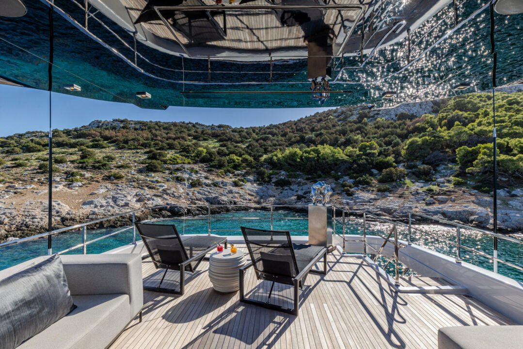 Custom Line Navetta 33 - Sieckmann Yachts