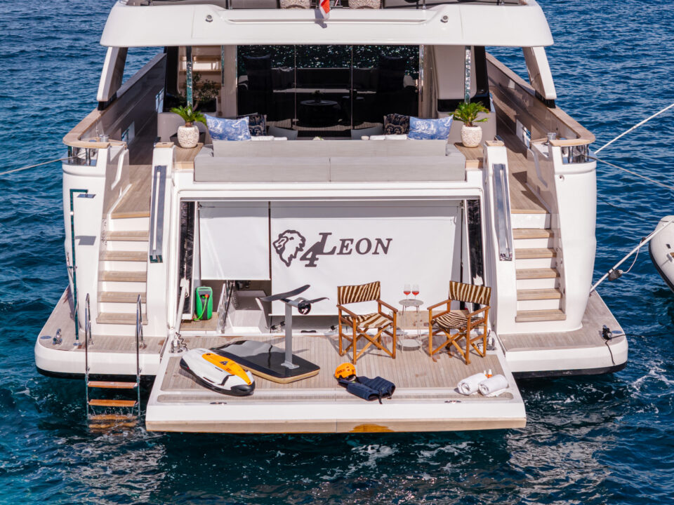 Custom Line Navetta 33 - Sieckmann Yachts