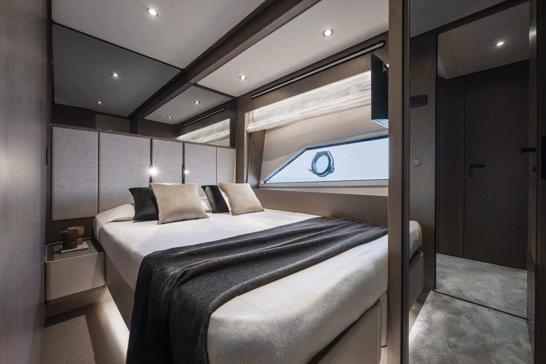 Ferretti Yachts 720 - Sieckmann Yachts