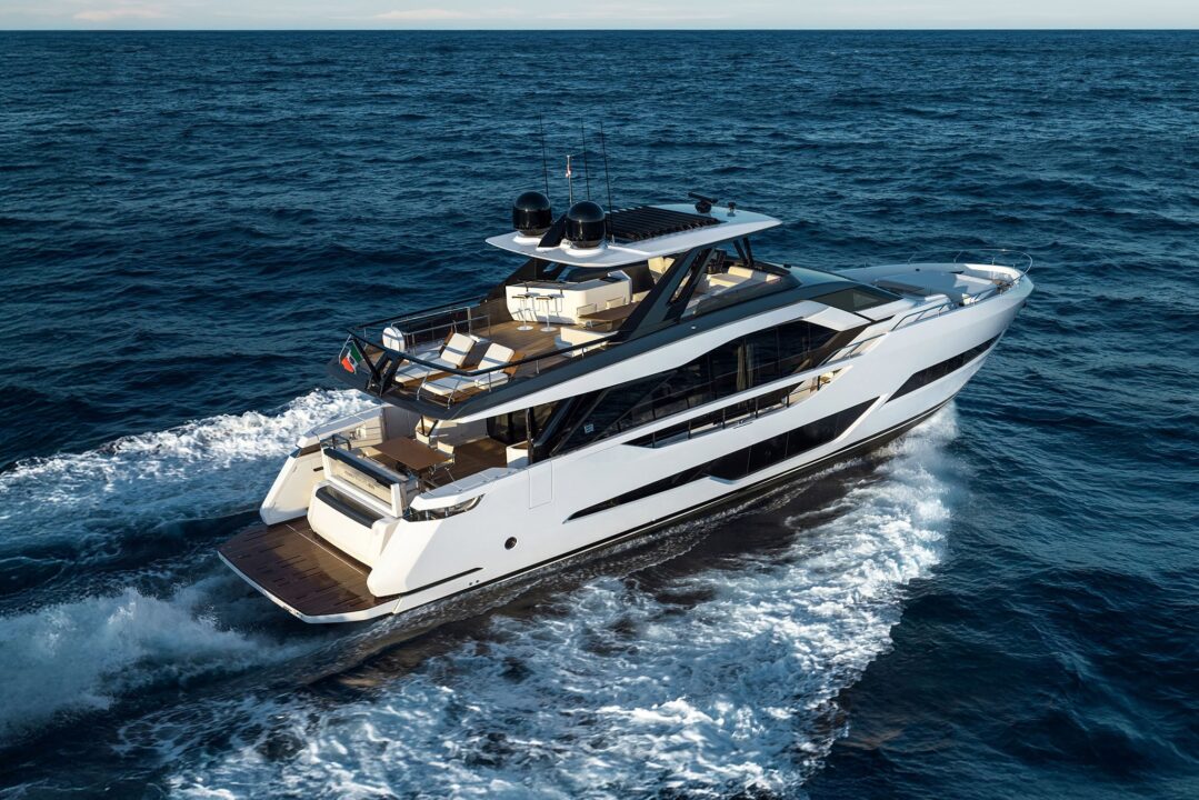 Ferretti Yachts 800 - Sieckmann Yachts
