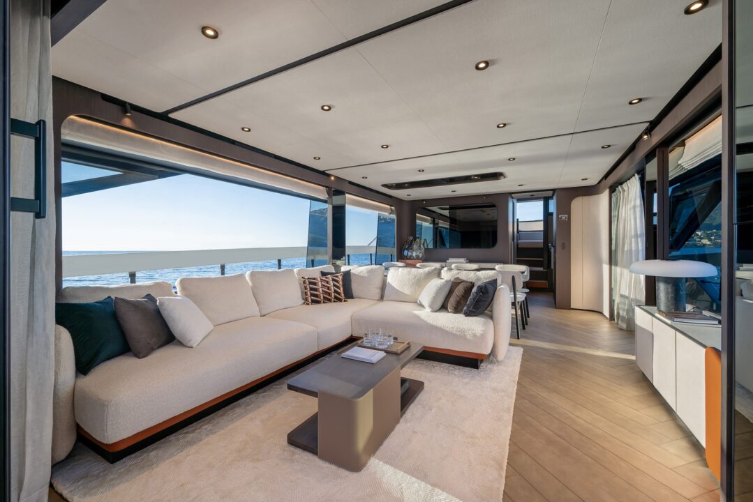 Ferretti Yachts 800 - Sieckmann Yachts