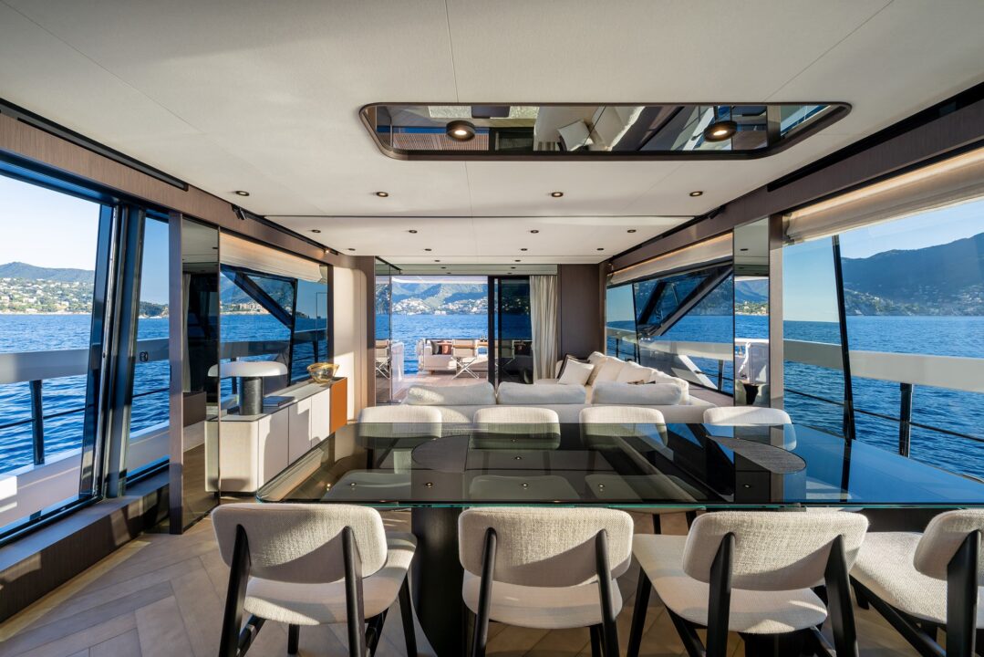 Ferretti Yachts 800 - Sieckmann Yachts