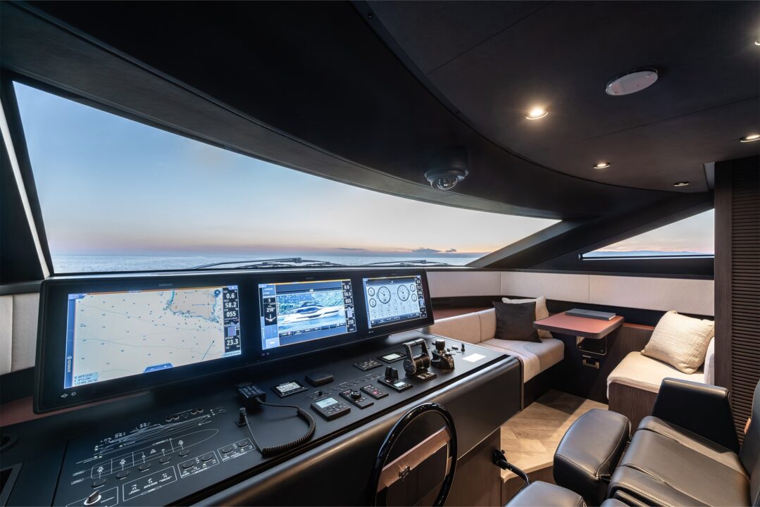 Ferretti Yachts 800 - Sieckmann Yachts