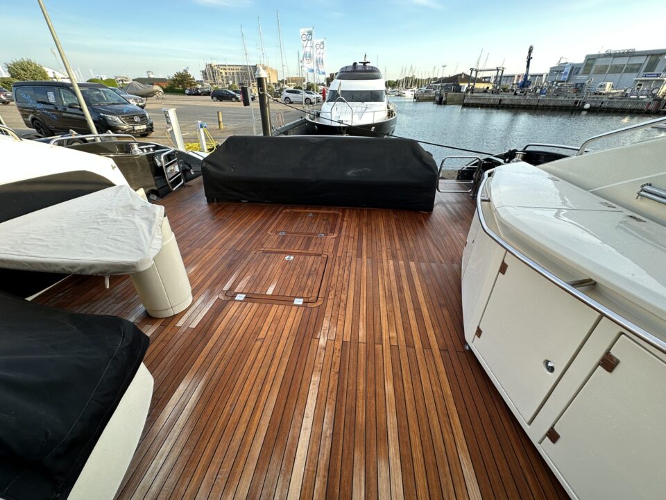 Sunseeker Predator 82 - Sieckmann Yachts
