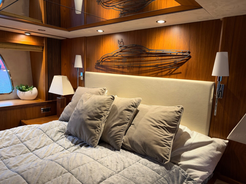 Sunseeker Predator 82 - Sieckmann Yachts