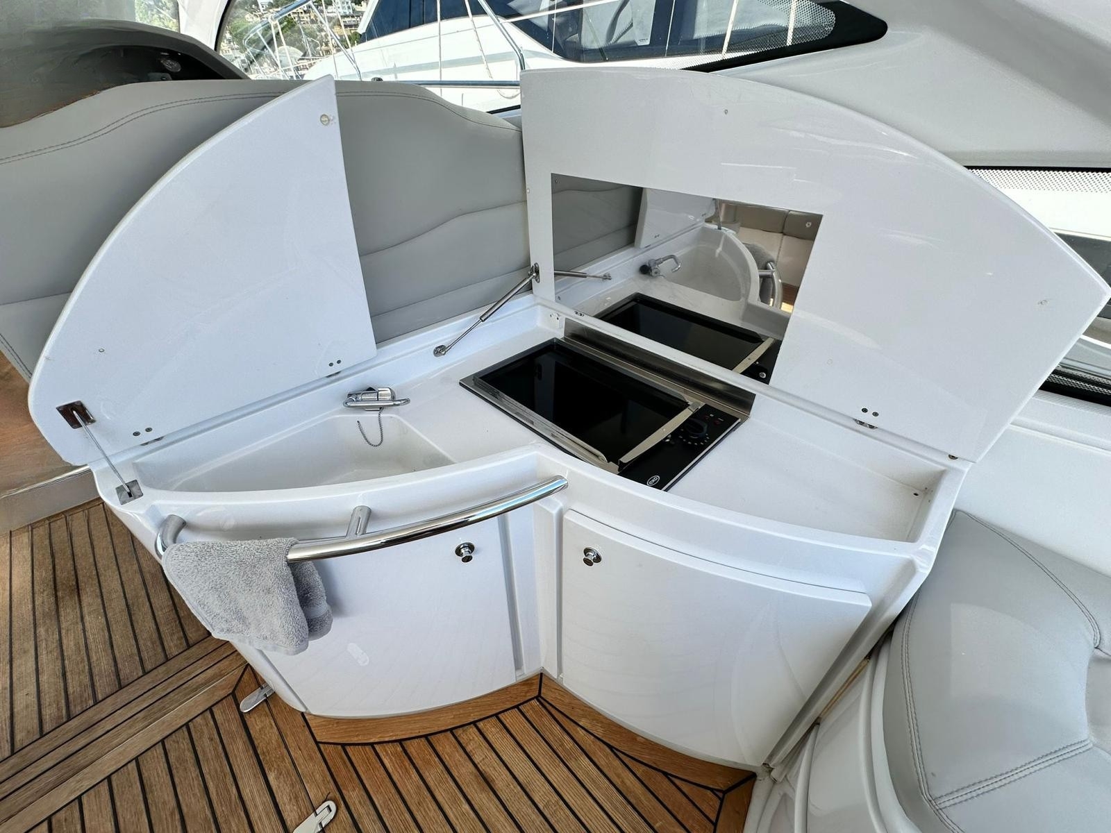 Pershing 46 - Sieckmann Yachts Pershing 46 - Sieckmann Yachts